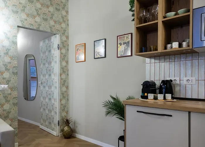 Mia Charming In Trastevere Lägenhet